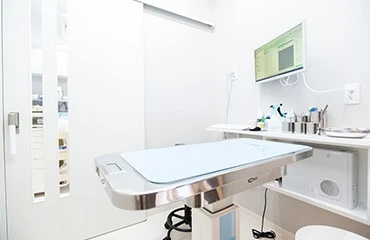 imgi_63_examination_room_1